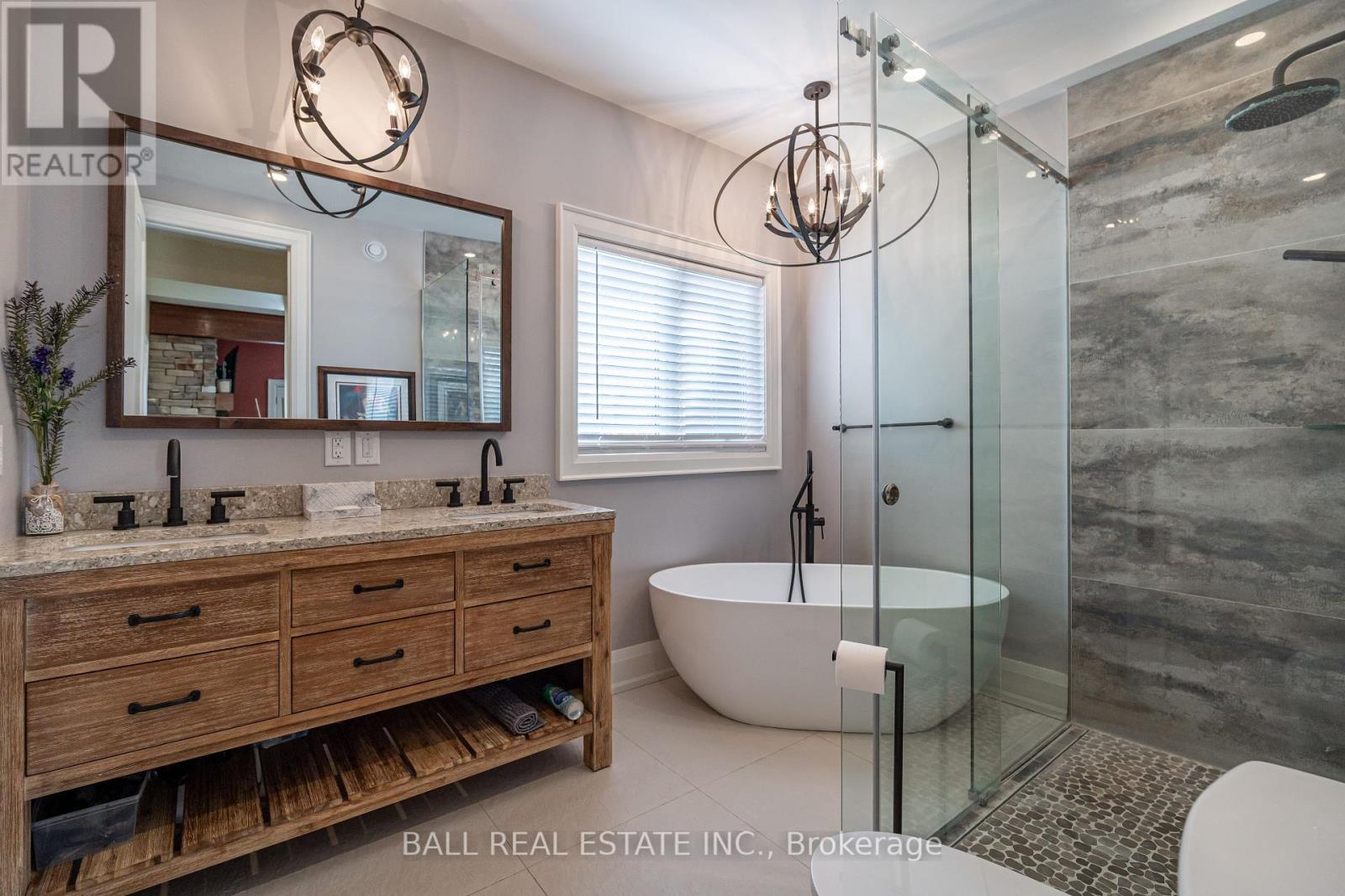 1864 Willan Road, Selwyn, Ontario  K0L 2H0 - Photo 23 - X12248118