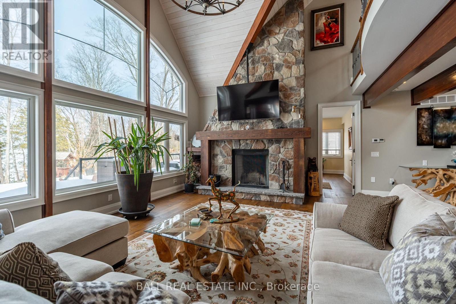 1864 Willan Road, Selwyn, Ontario  K0L 2H0 - Photo 5 - X12248118