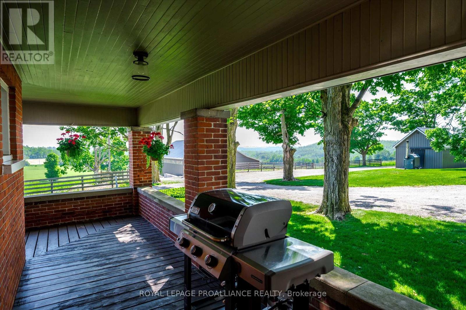 831 Bland Line, Cavan Monaghan (Cavan Twp), Ontario  L0A 1C0 - Photo 25 - X12248189
