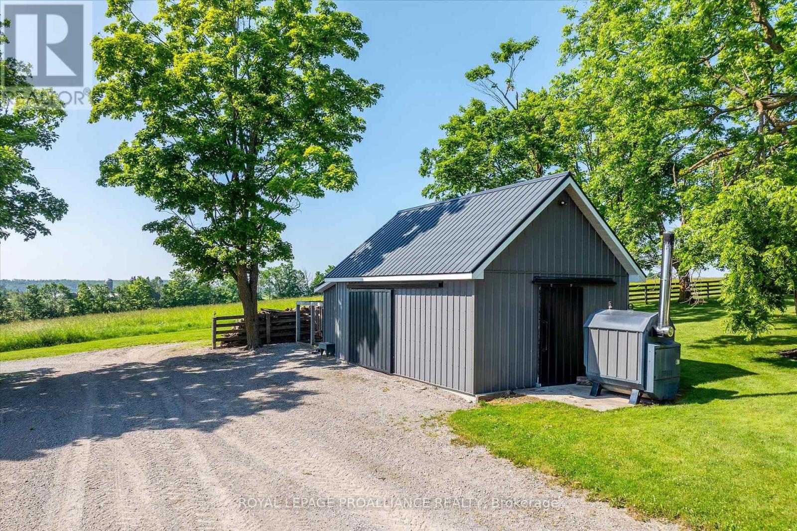 831 Bland Line, Cavan Monaghan (Cavan Twp), Ontario  L0A 1C0 - Photo 48 - X12248189