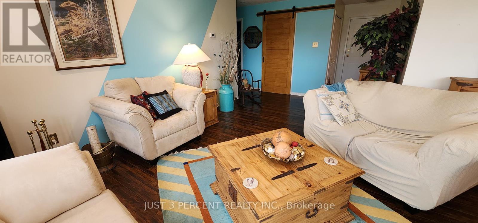 26 - 36 Champlain Crescent, Peterborough North (University Heights), Ontario  K9L 1T1 - Photo 12 - X12248568