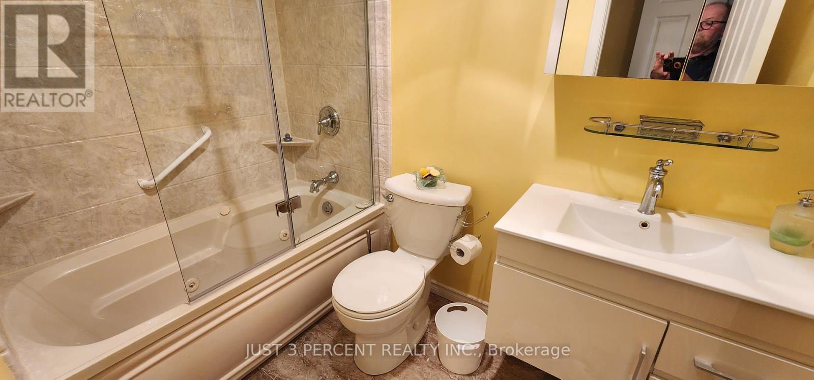 26 - 36 Champlain Crescent, Peterborough North (University Heights), Ontario  K9L 1T1 - Photo 24 - X12248568