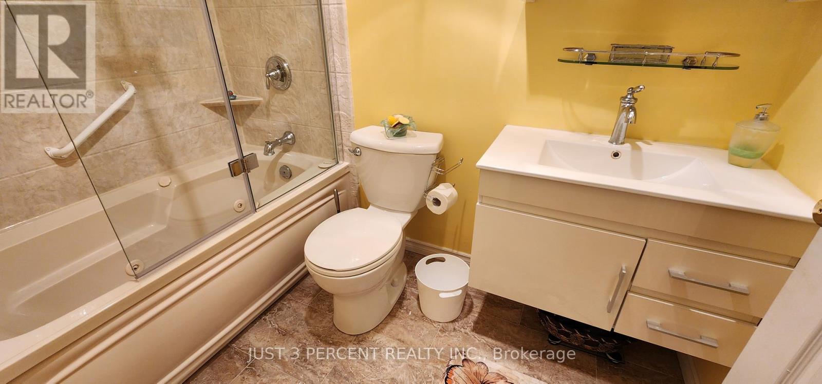 26 - 36 Champlain Crescent, Peterborough North (University Heights), Ontario  K9L 1T1 - Photo 26 - X12248568