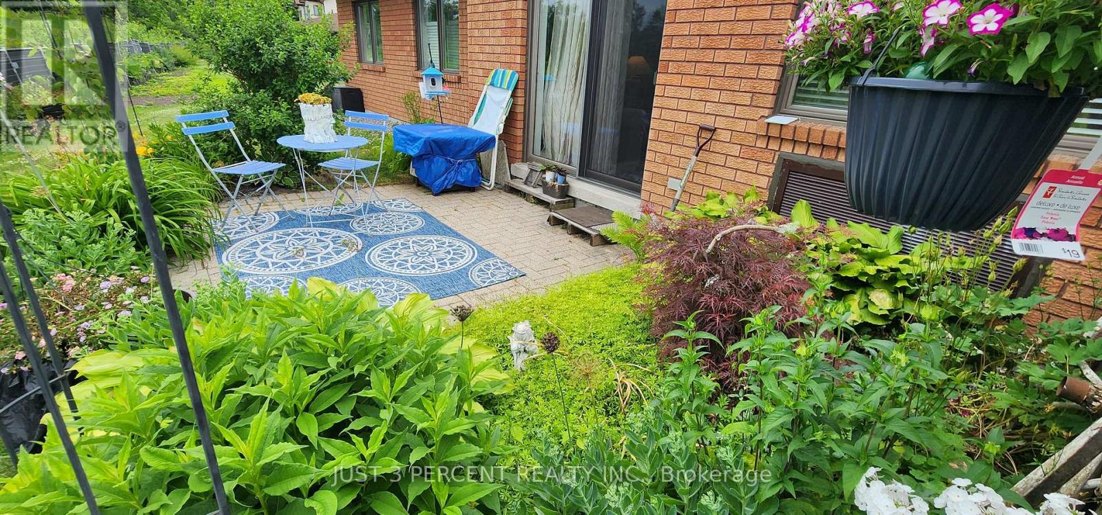 26 - 36 Champlain Crescent, Peterborough North (University Heights), Ontario  K9L 1T1 - Photo 35 - X12248568