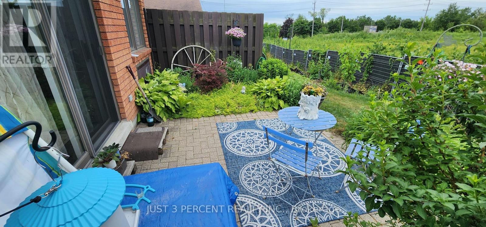 26 - 36 Champlain Crescent, Peterborough North (University Heights), Ontario  K9L 1T1 - Photo 39 - X12248568