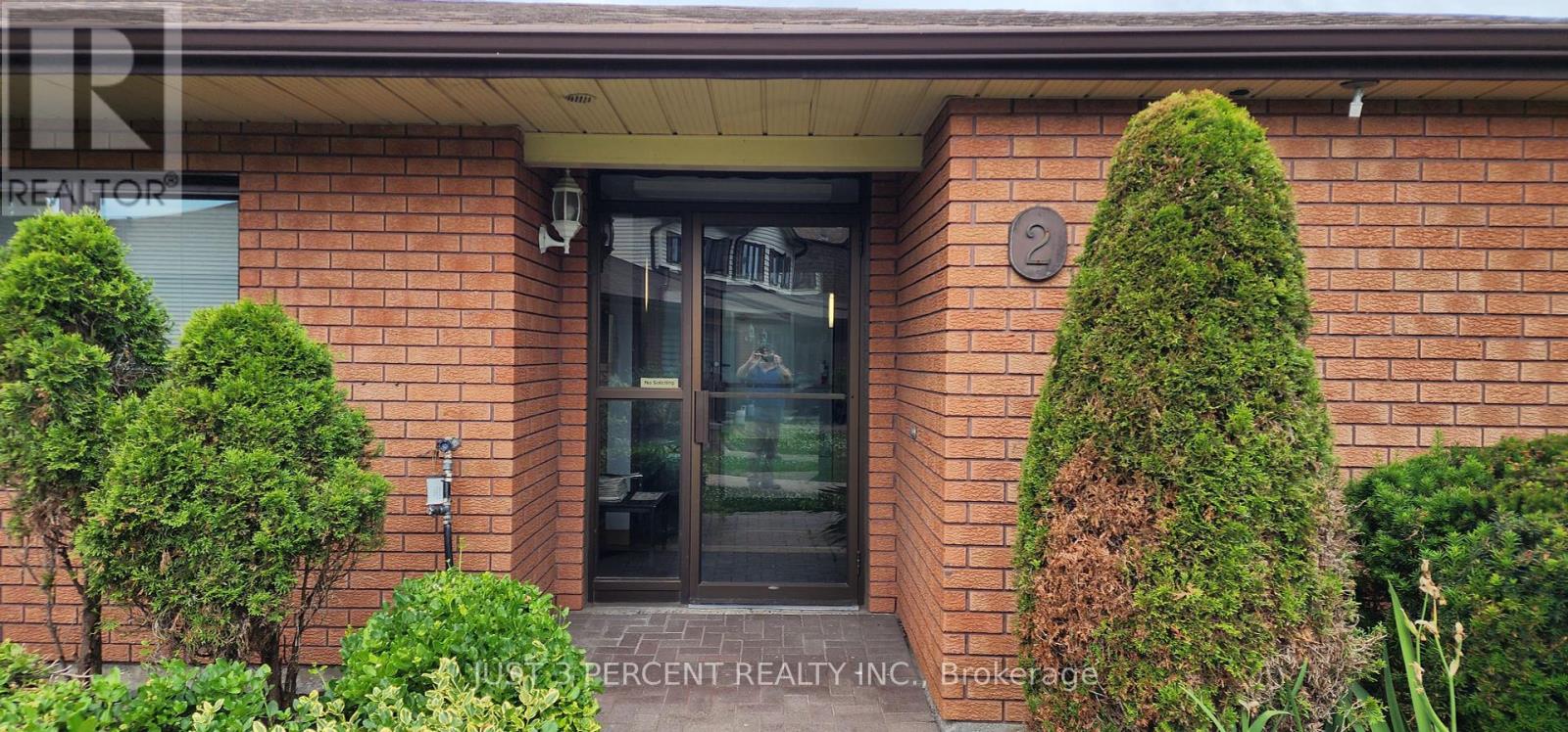 26 - 36 Champlain Crescent, Peterborough North (University Heights), Ontario  K9L 1T1 - Photo 44 - X12248568