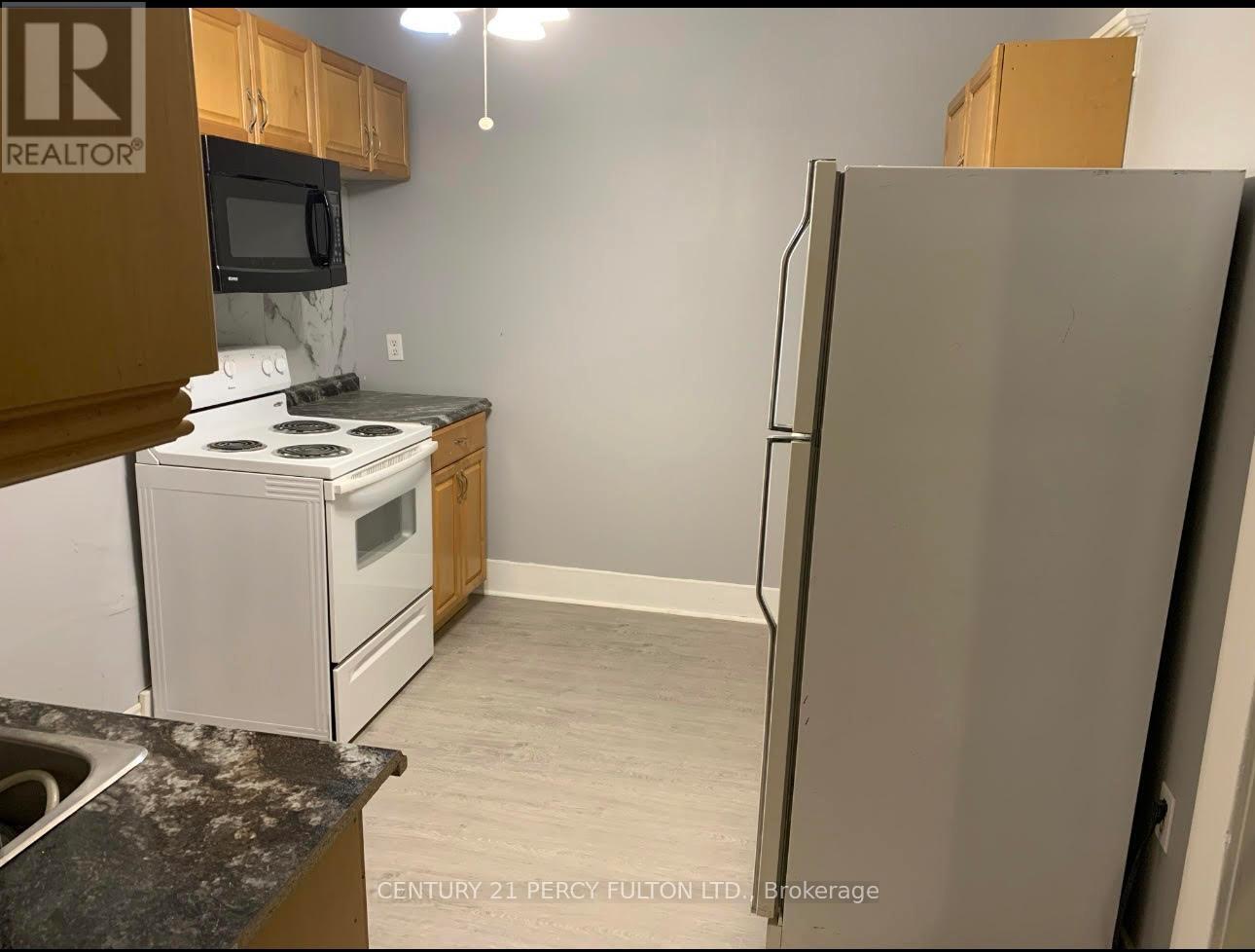 541 Aylmer Street N, Peterborough Central (North), Ontario  K9H 3W6 - Photo 31 - X12248721