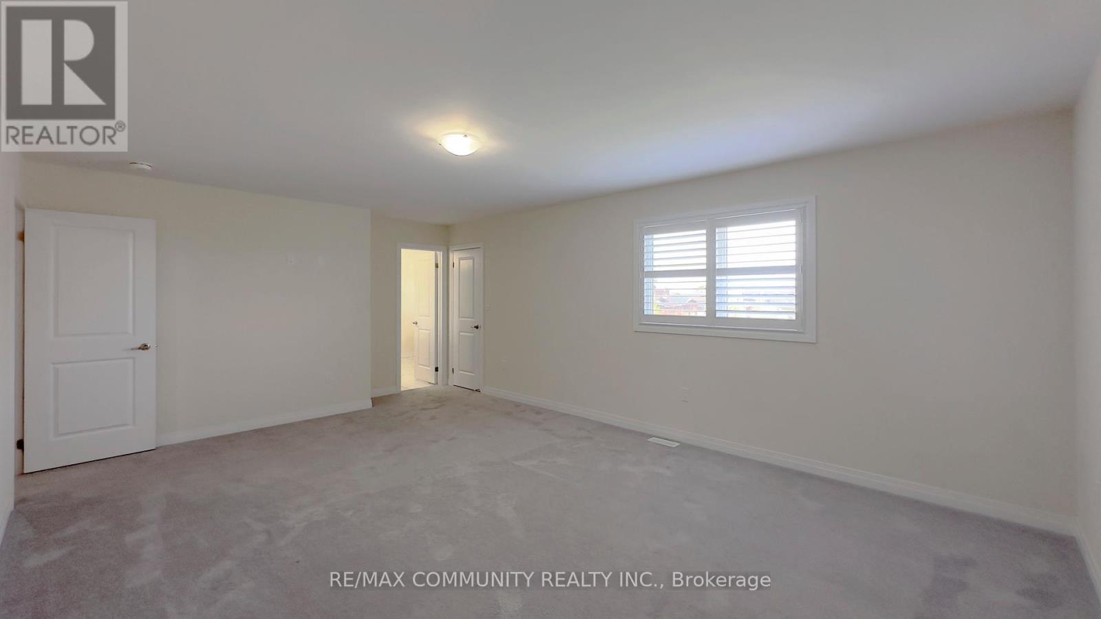 14 Lamb Avenue, Kawartha Lakes (Lindsay), Ontario  K9V 0J3 - Photo 17 - X12248789