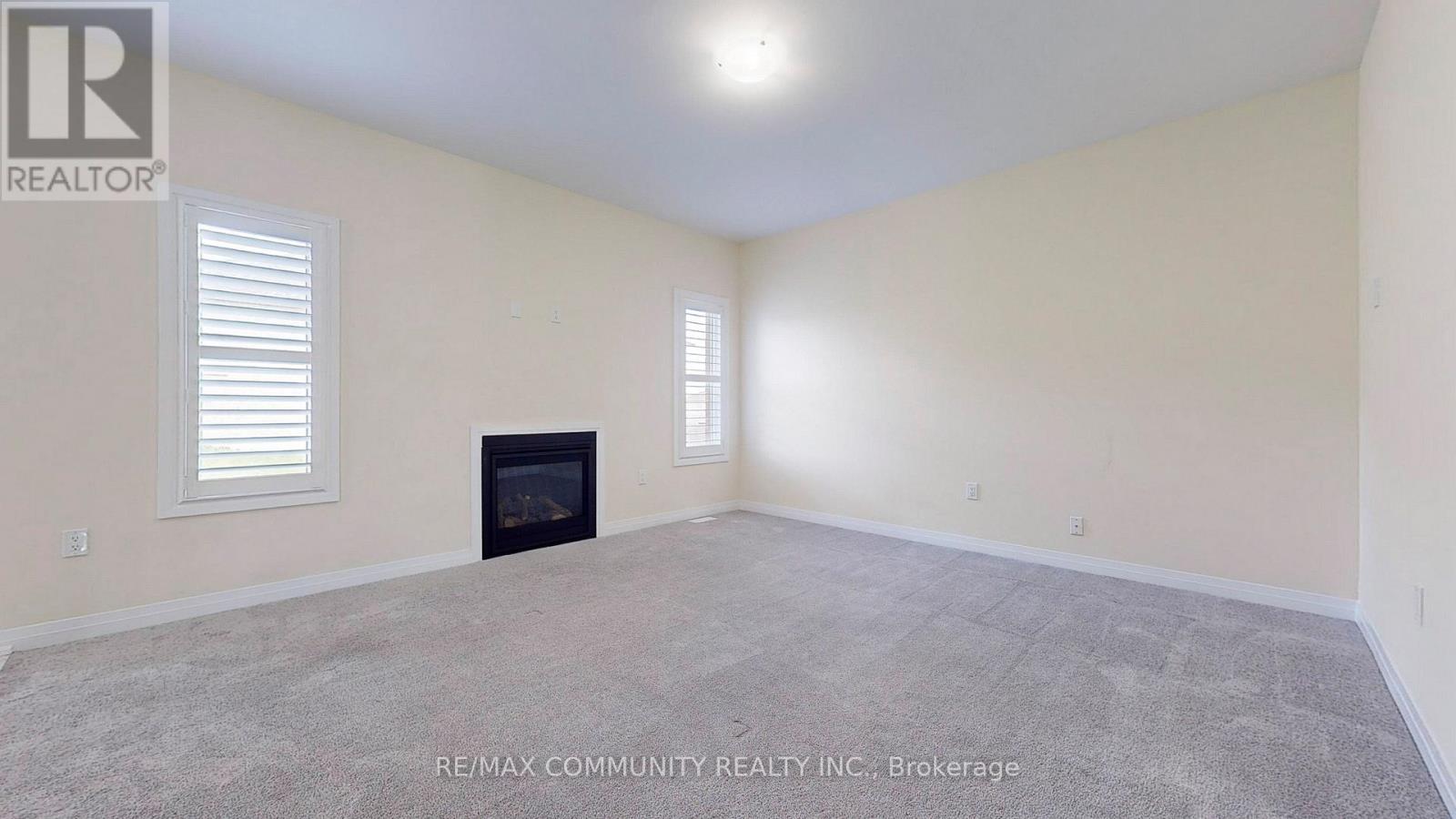 14 Lamb Avenue, Kawartha Lakes (Lindsay), Ontario  K9V 0J3 - Photo 6 - X12248789