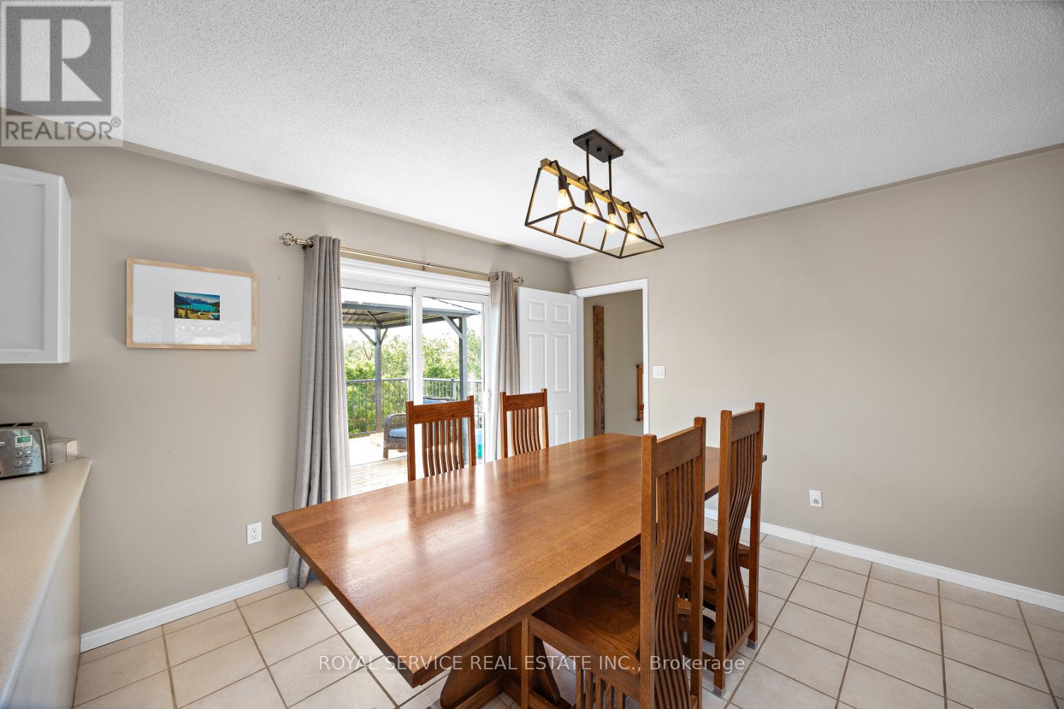 922 Bensfort Heights, Otonabee-South Monaghan, Ontario  K0L 1B0 - Photo 16 - X12248871