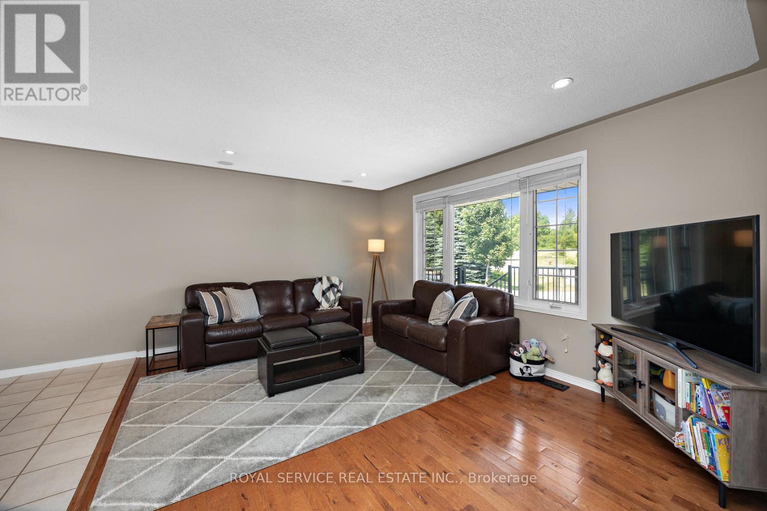 922 Bensfort Heights, Otonabee-South Monaghan, Ontario  K0L 1B0 - Photo 18 - X12248871