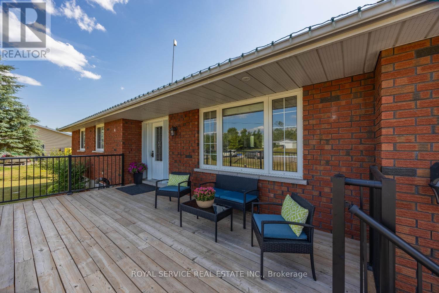 922 Bensfort Heights, Otonabee-South Monaghan, Ontario  K0L 1B0 - Photo 5 - X12248871
