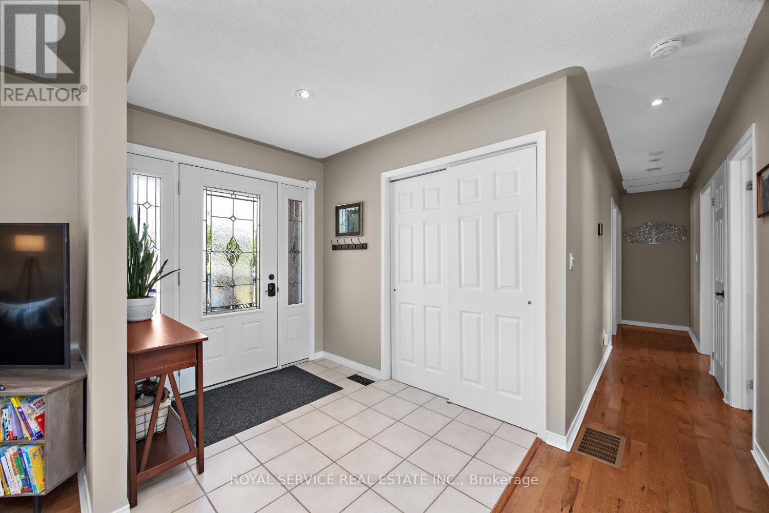 922 Bensfort Heights, Otonabee-South Monaghan, Ontario  K0L 1B0 - Photo 8 - X12248871