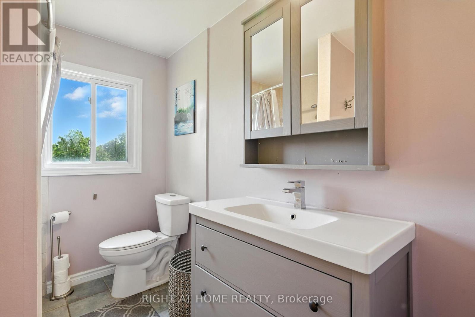 831 Kimberly Drive, Selwyn, Ontario  K0L 1T0 - Photo 14 - X12248998