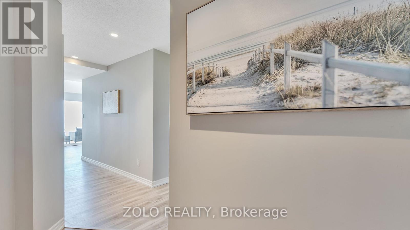 301 - 395 Lakebreeze Drive, Clarington (Newcastle), Ontario  L1B 0A5 - Photo 12 - E12249033