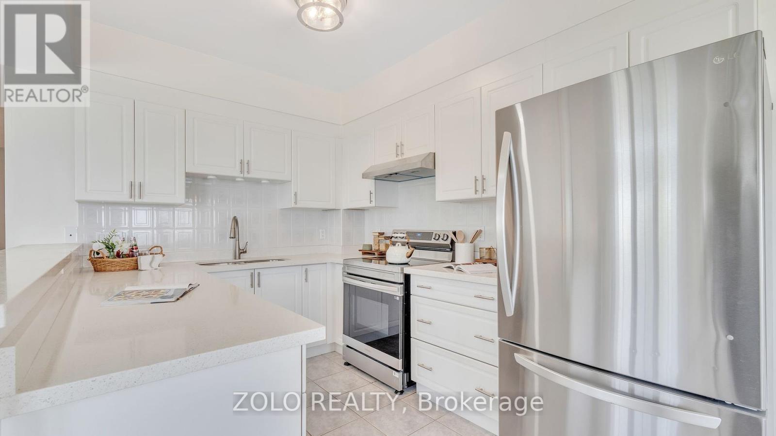 301 - 395 Lakebreeze Drive, Clarington (Newcastle), Ontario  L1B 0A5 - Photo 18 - E12249033