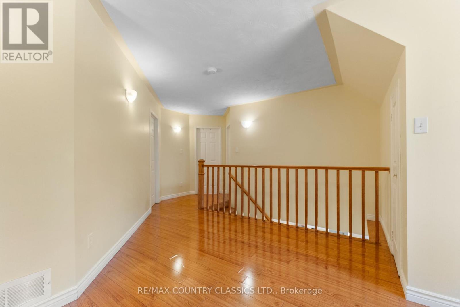 10101 Hwy 28, North Kawartha, Ontario  K0L 1A0 - Photo 19 - X12249150