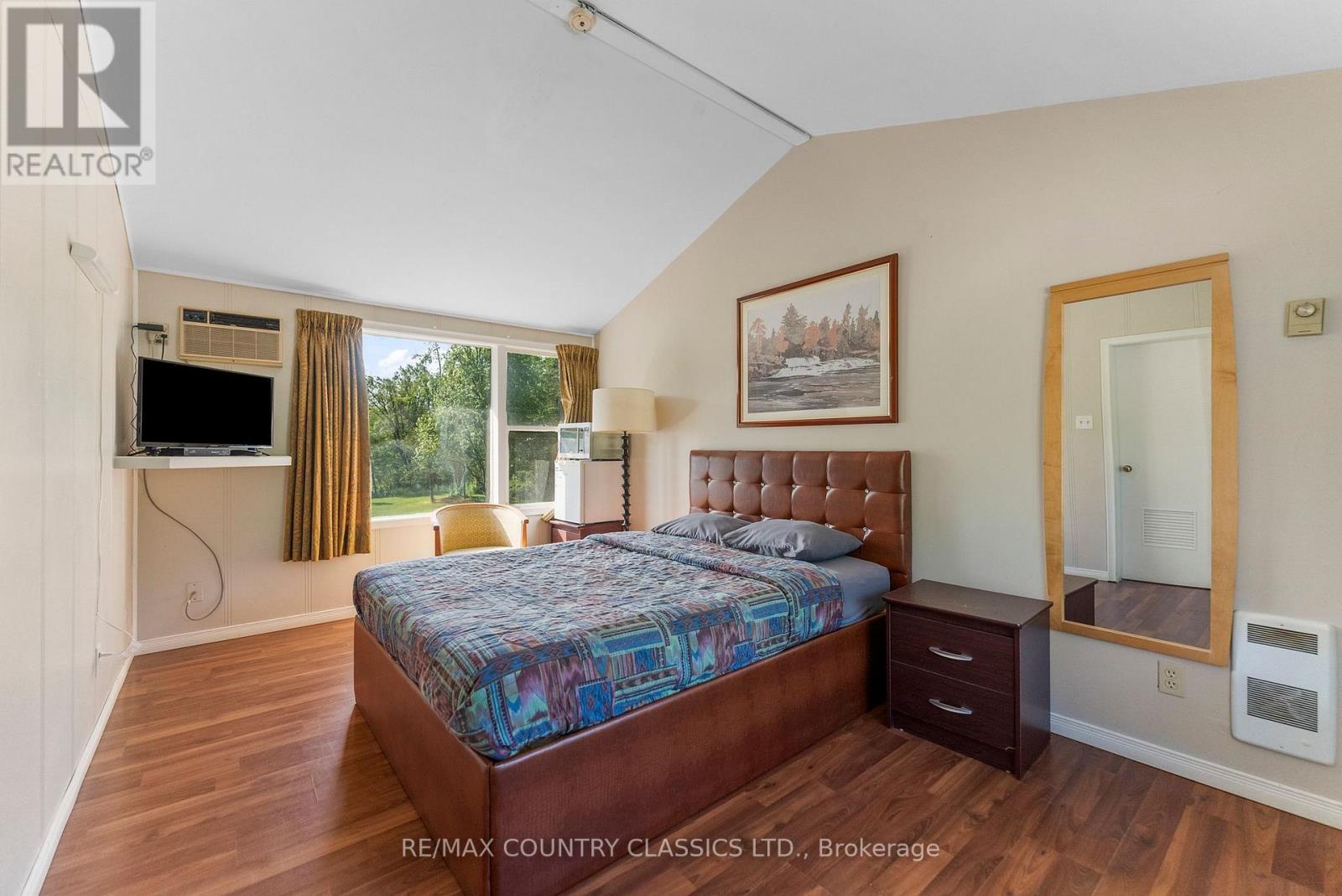 10101 Hwy 28, North Kawartha, Ontario  K0L 1A0 - Photo 31 - X12249150