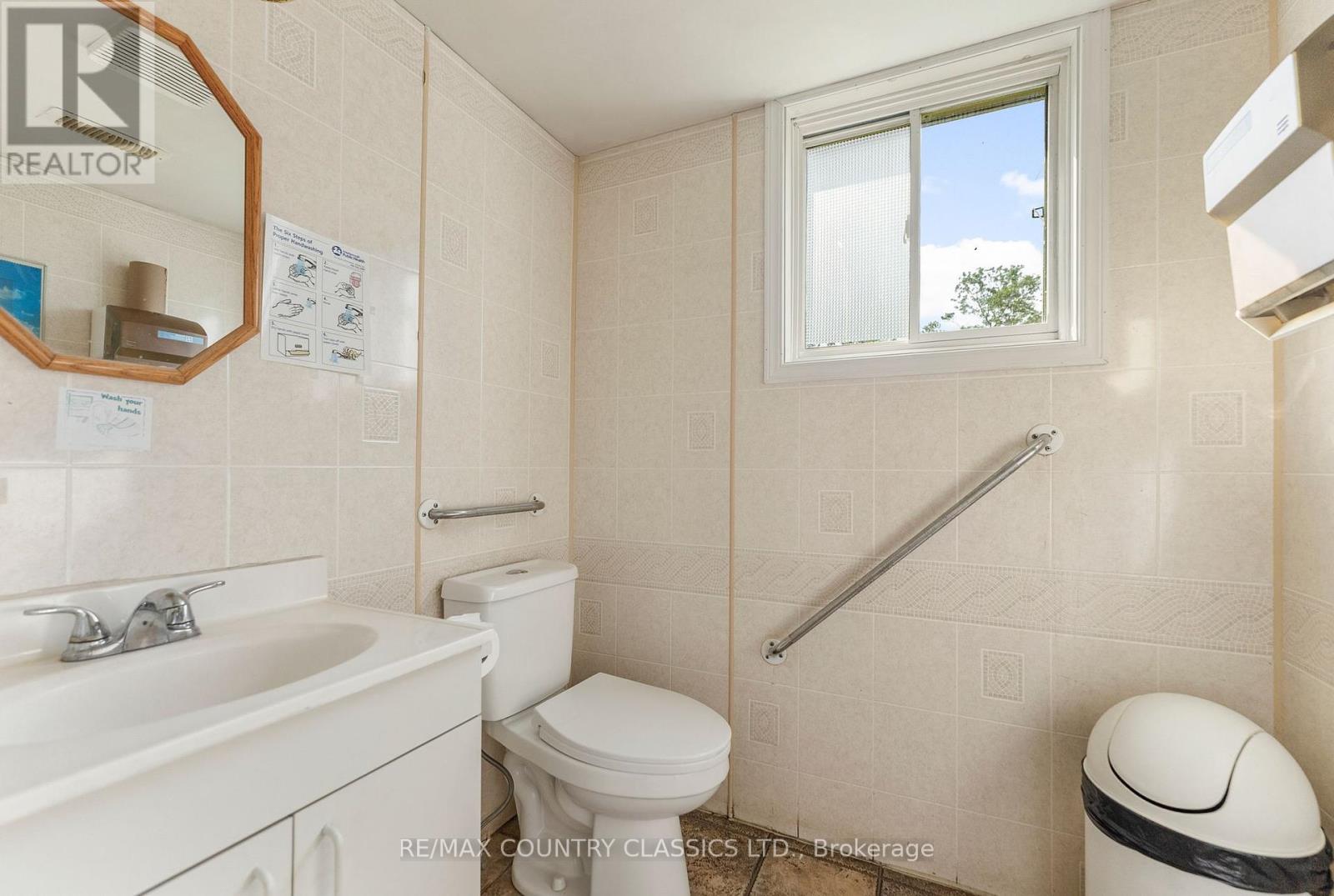 10101 Hwy 28, North Kawartha, Ontario  K0L 1A0 - Photo 32 - X12249150