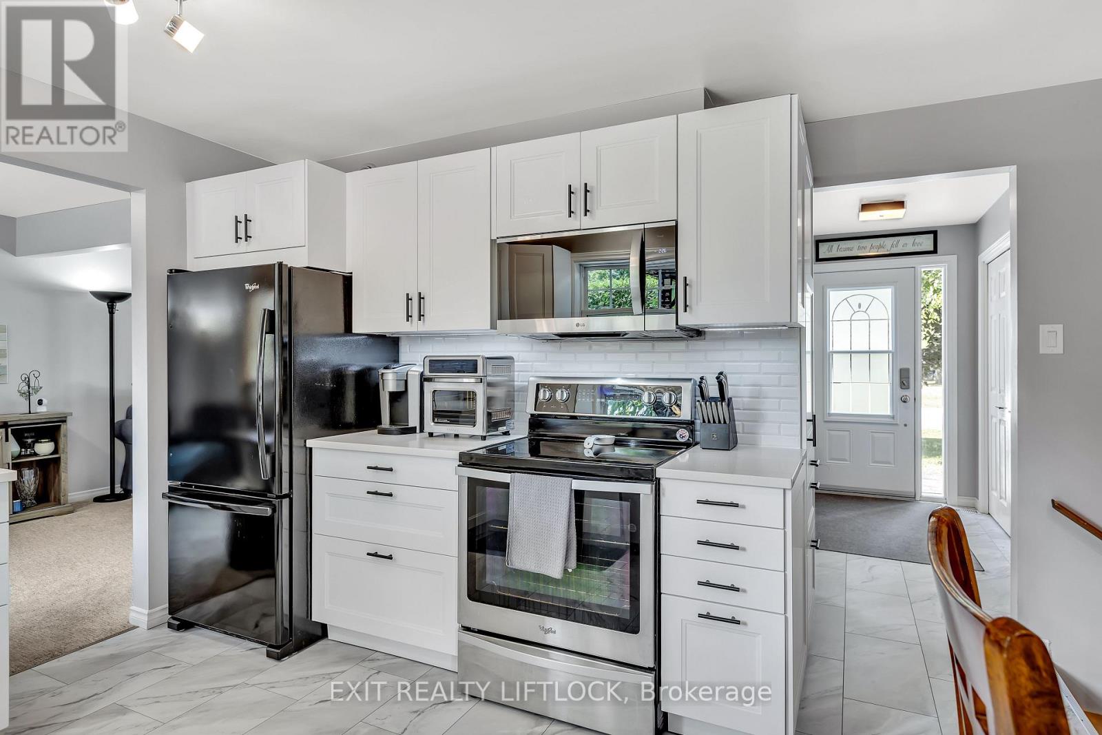 35 Keene Drive, Otonabee-South Monaghan, Ontario  K0L 2G0 - Photo 11 - X12249199