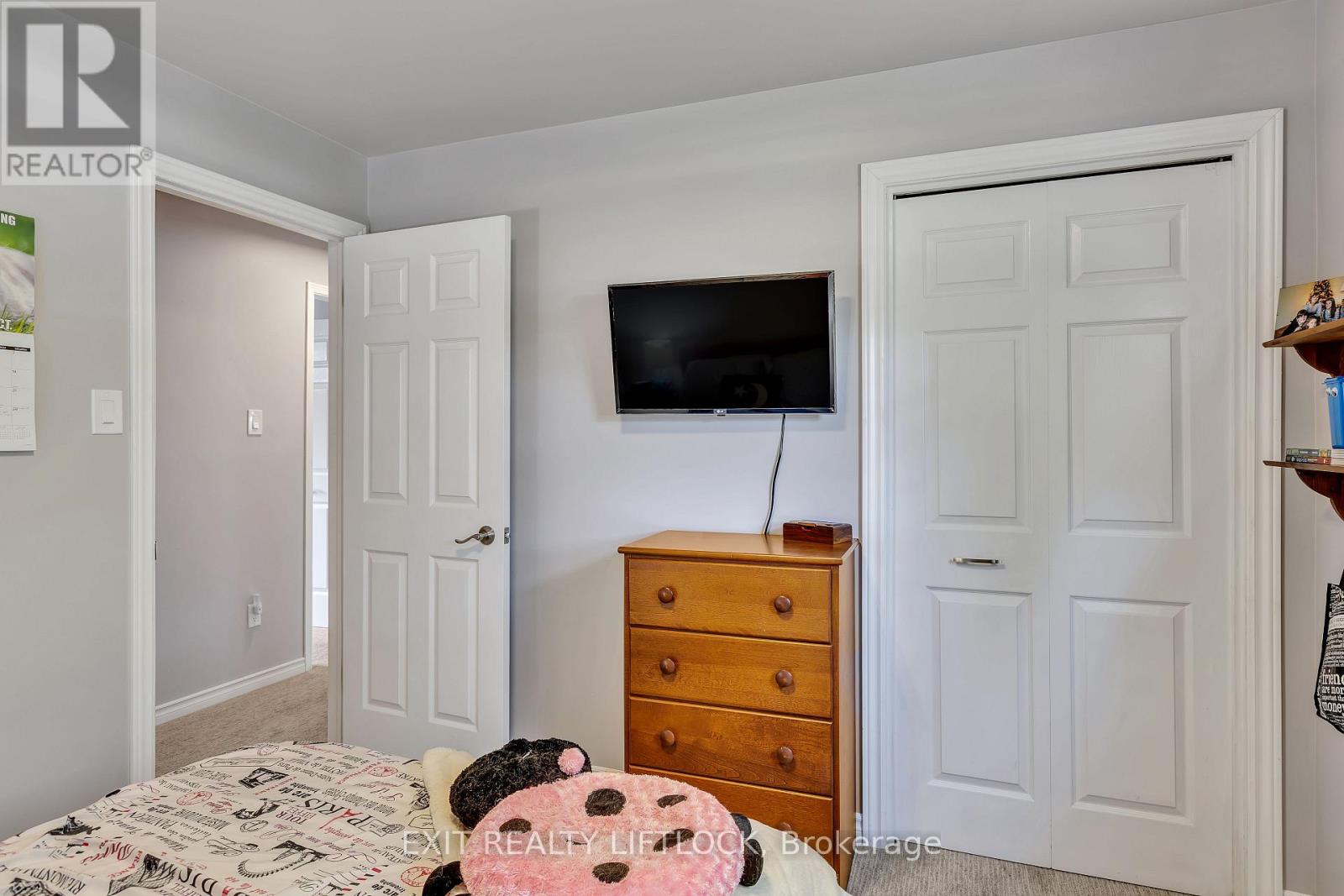 35 Keene Drive, Otonabee-South Monaghan, Ontario  K0L 2G0 - Photo 15 - X12249199