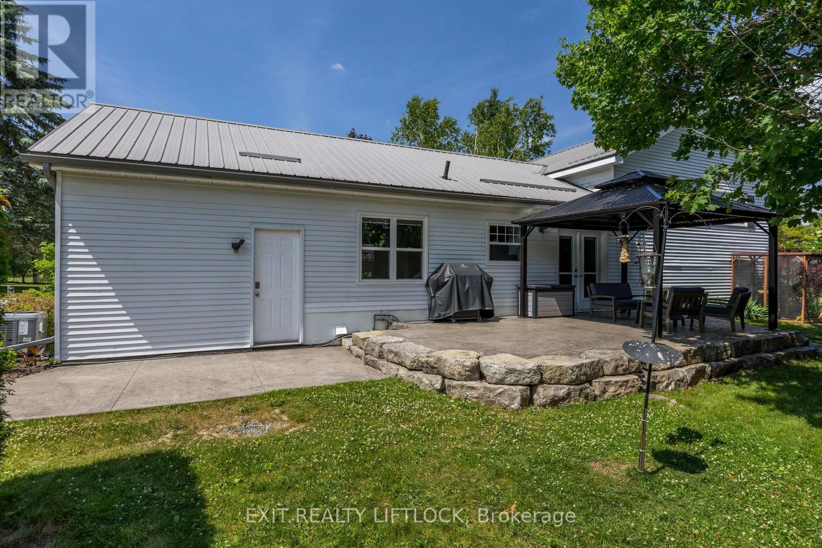 35 Keene Drive, Otonabee-South Monaghan, Ontario  K0L 2G0 - Photo 28 - X12249199