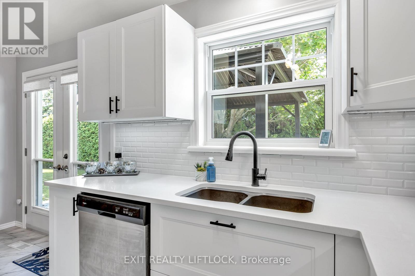 35 Keene Drive, Otonabee-South Monaghan, Ontario  K0L 2G0 - Photo 8 - X12249199