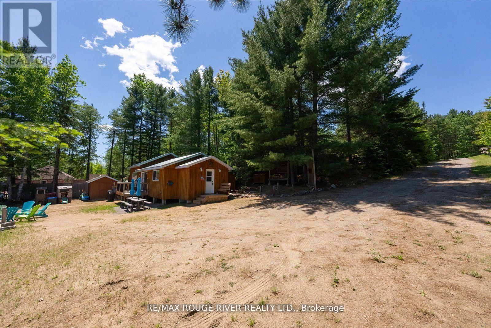 214b Centre Road, Hastings Highlands (Mcclure Ward), Ontario  K0L 2K0 - Photo 18 - X12249238