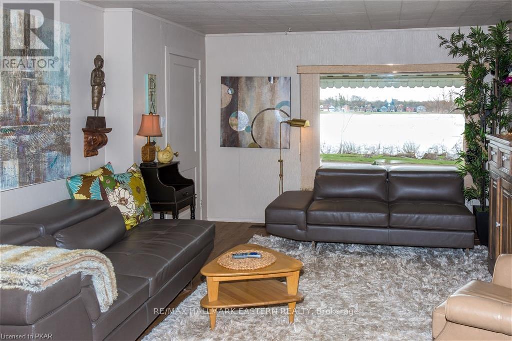 63 Edgewater Boulevard, Peterborough East (Central), Ontario  K9H 1A4 - Photo 16 - X12249278