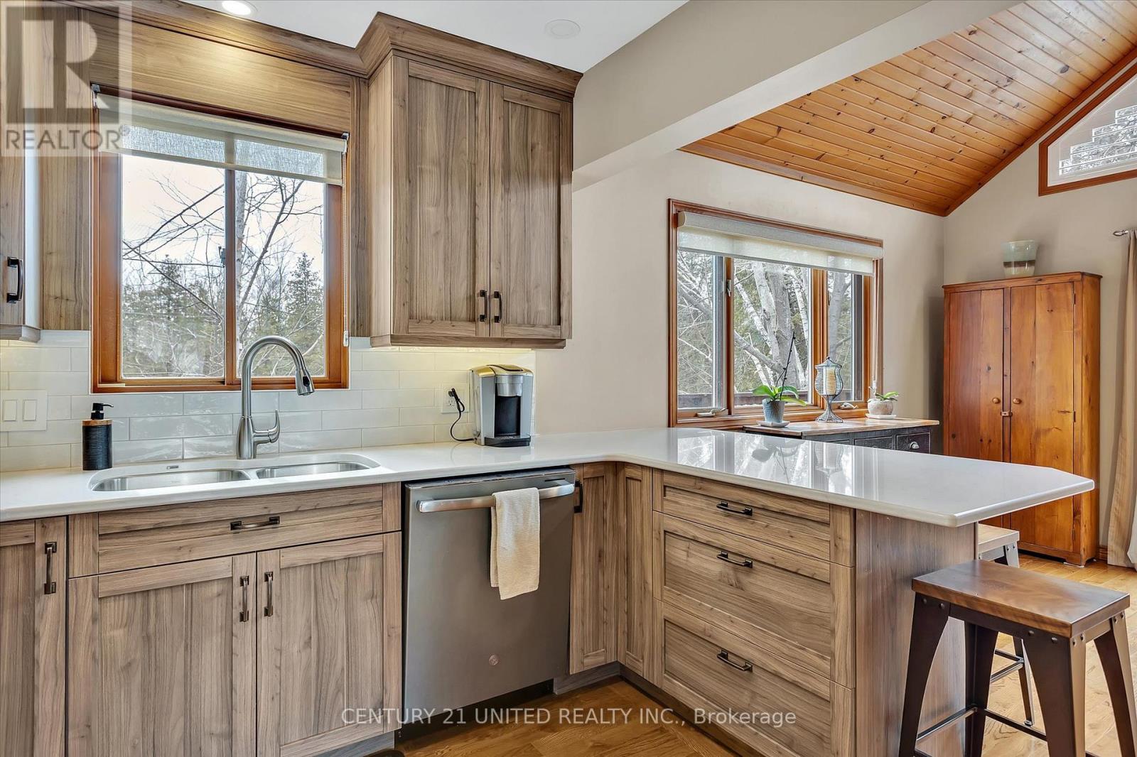 119 Birch Point Drive, Kawartha Lakes (Emily), Ontario  K0L 1T0 - Photo 9 - X12249409