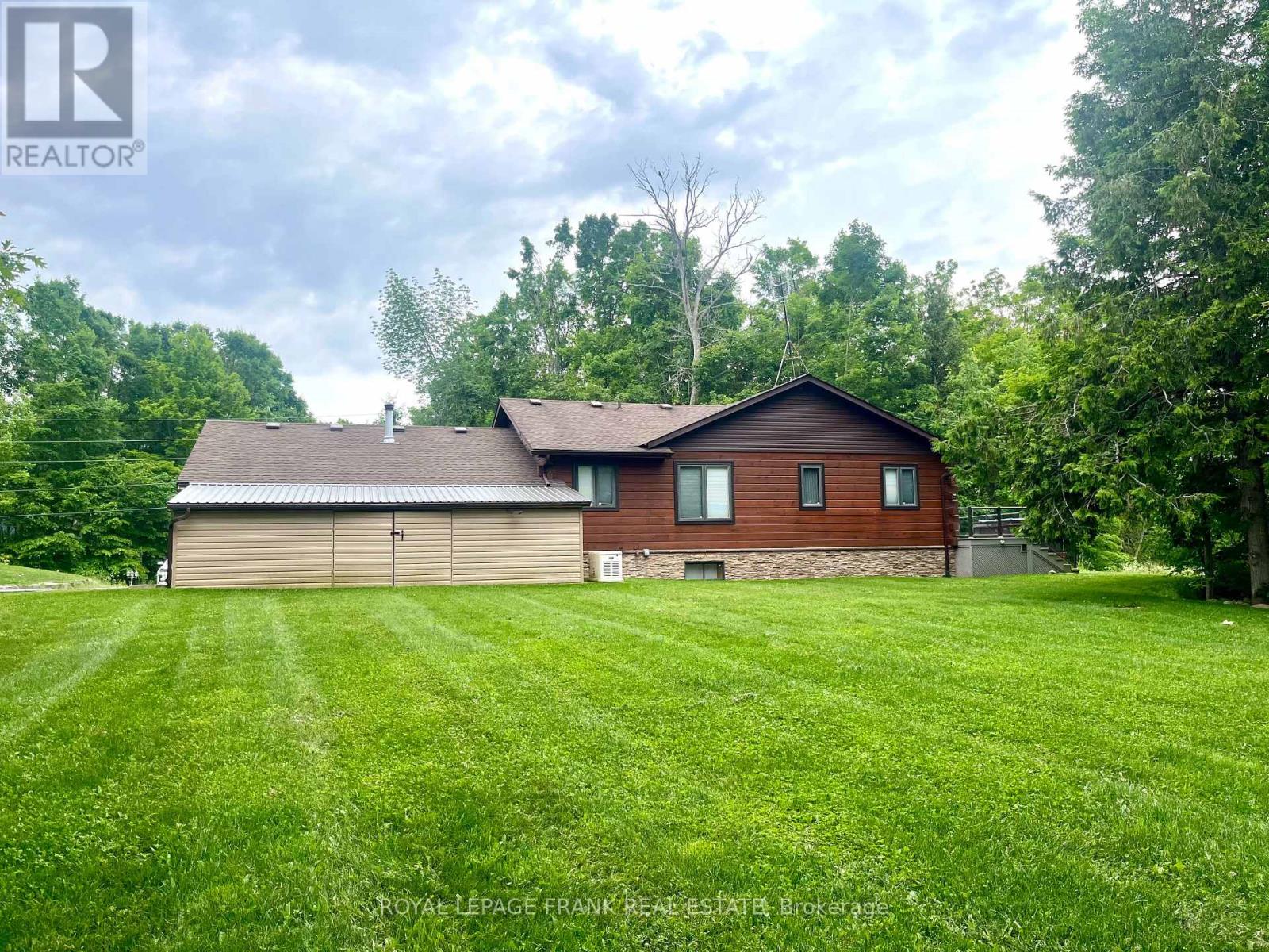 2886 Antelope Trail, Selwyn, Ontario  K0L 2H0 - Photo 5 - X12249463
