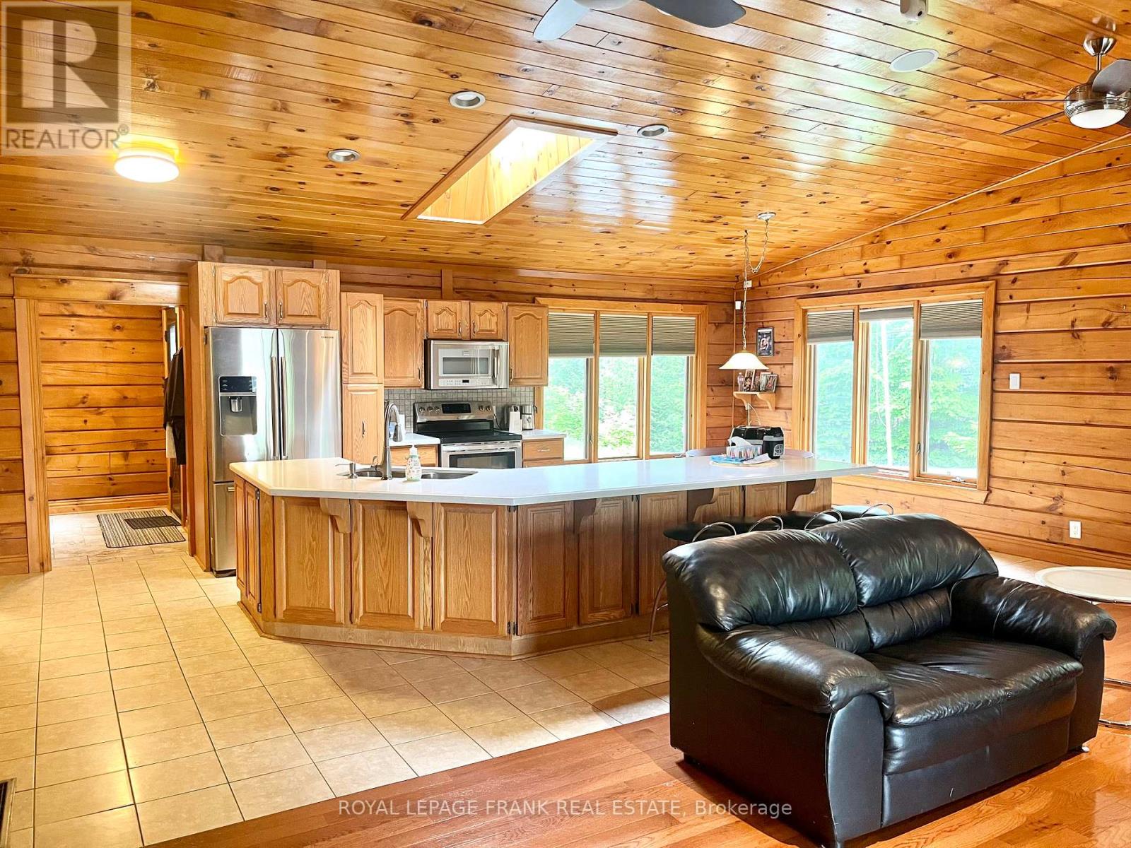 2886 Antelope Trail, Selwyn, Ontario  K0L 2H0 - Photo 7 - X12249463