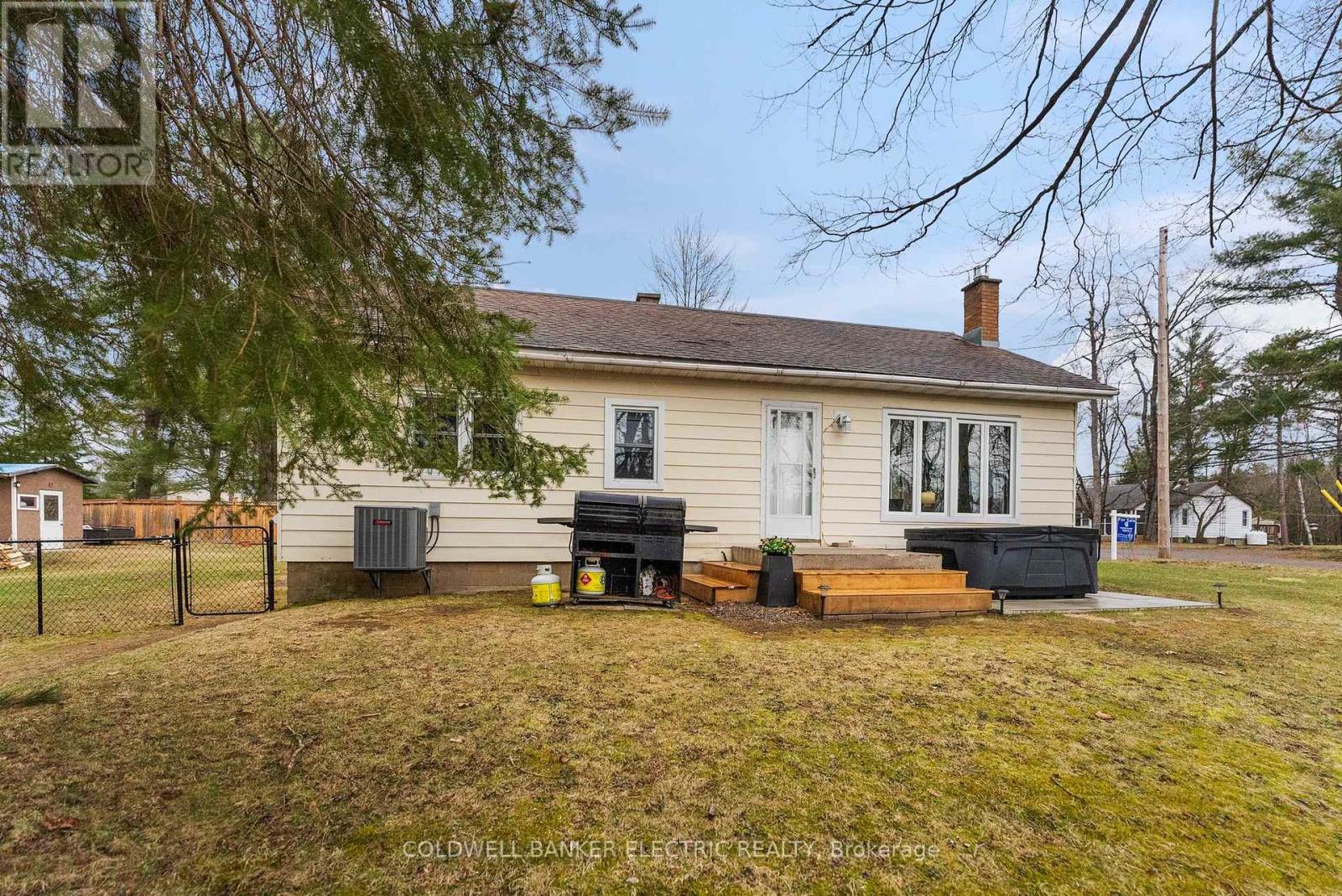 58 River Street, North Kawartha, Ontario  K0L 1A0 - Photo 33 - X12249586
