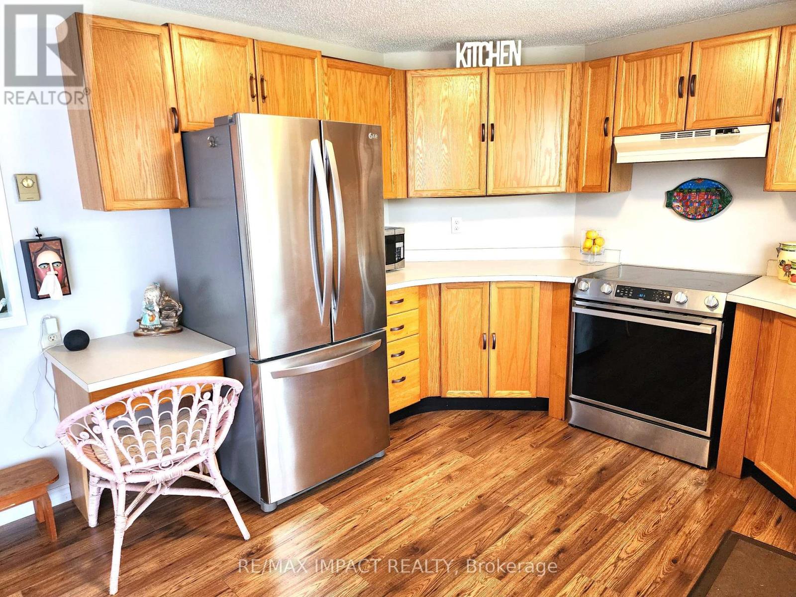 4 Champlain Court, Clarington (Newcastle), Ontario  L1B 1A5 - Photo 14 - E12249645