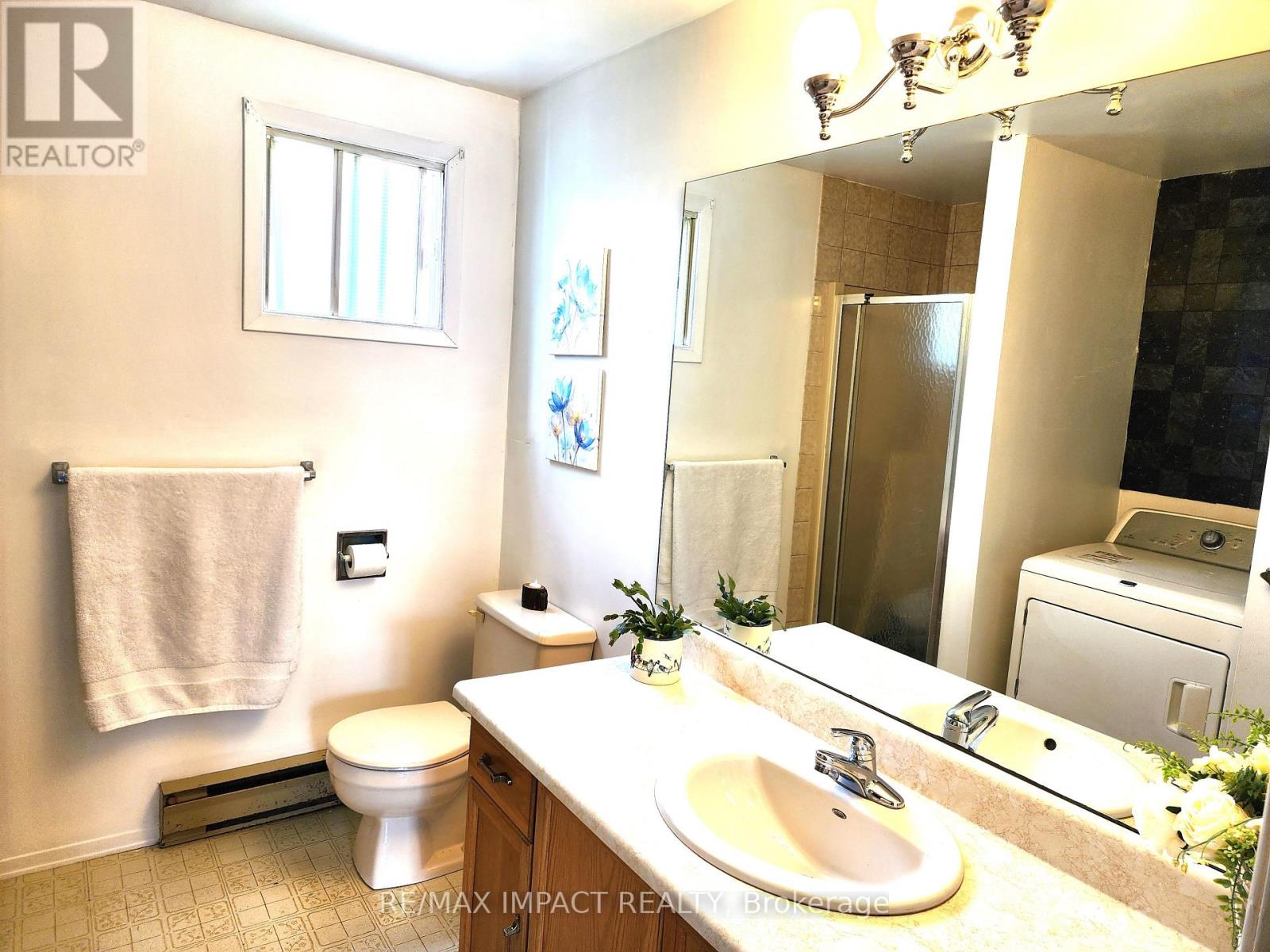 4 Champlain Court, Clarington (Newcastle), Ontario  L1B 1A5 - Photo 18 - E12249645