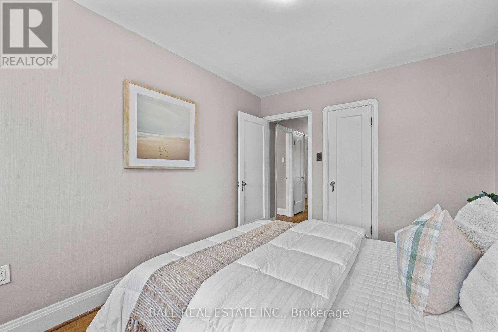 10 Anne Street, Peterborough Central (Old West End), Ontario  K9J 4S5 - Photo 25 - X12249671