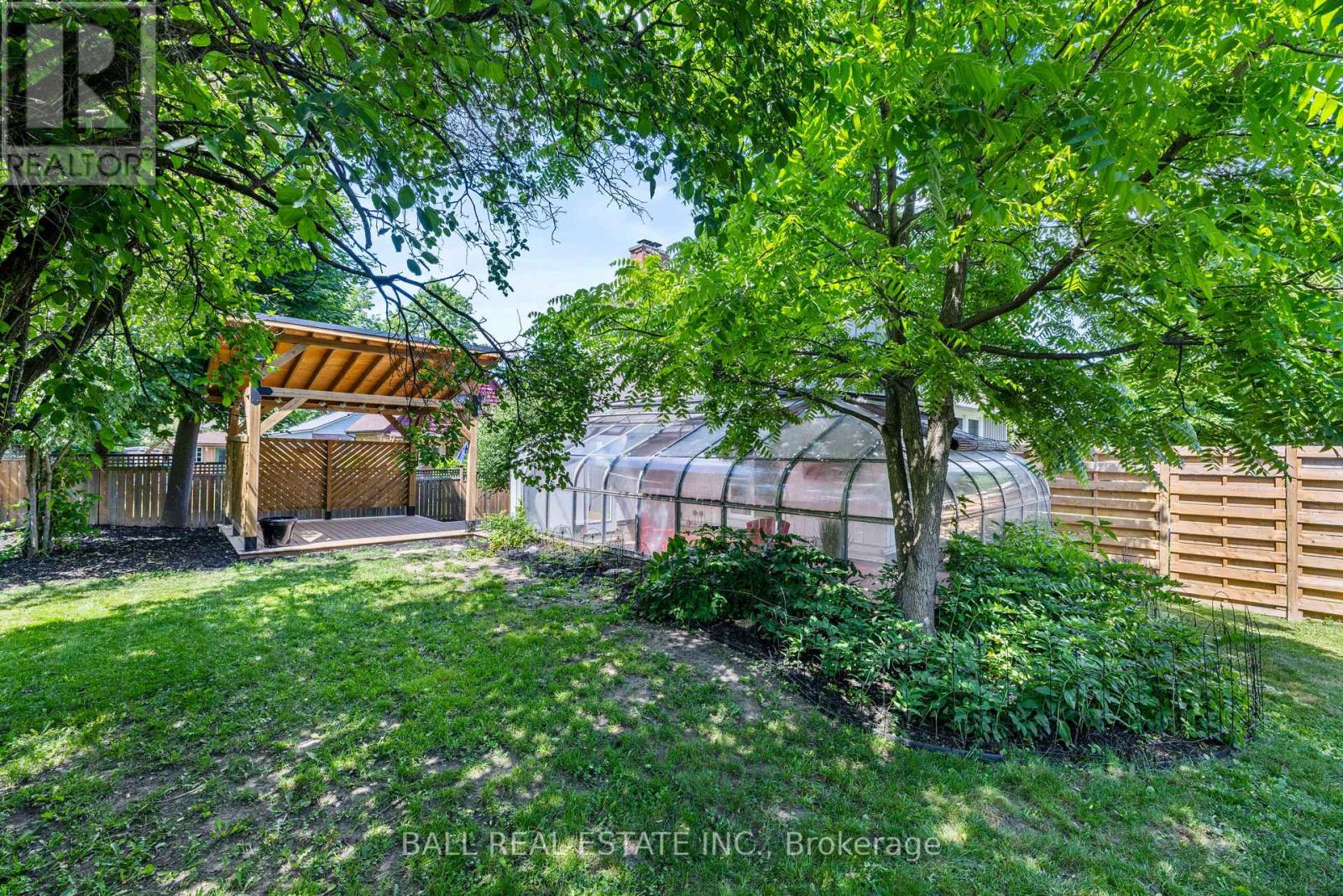 10 Anne Street, Peterborough Central (Old West End), Ontario  K9J 4S5 - Photo 4 - X12249671
