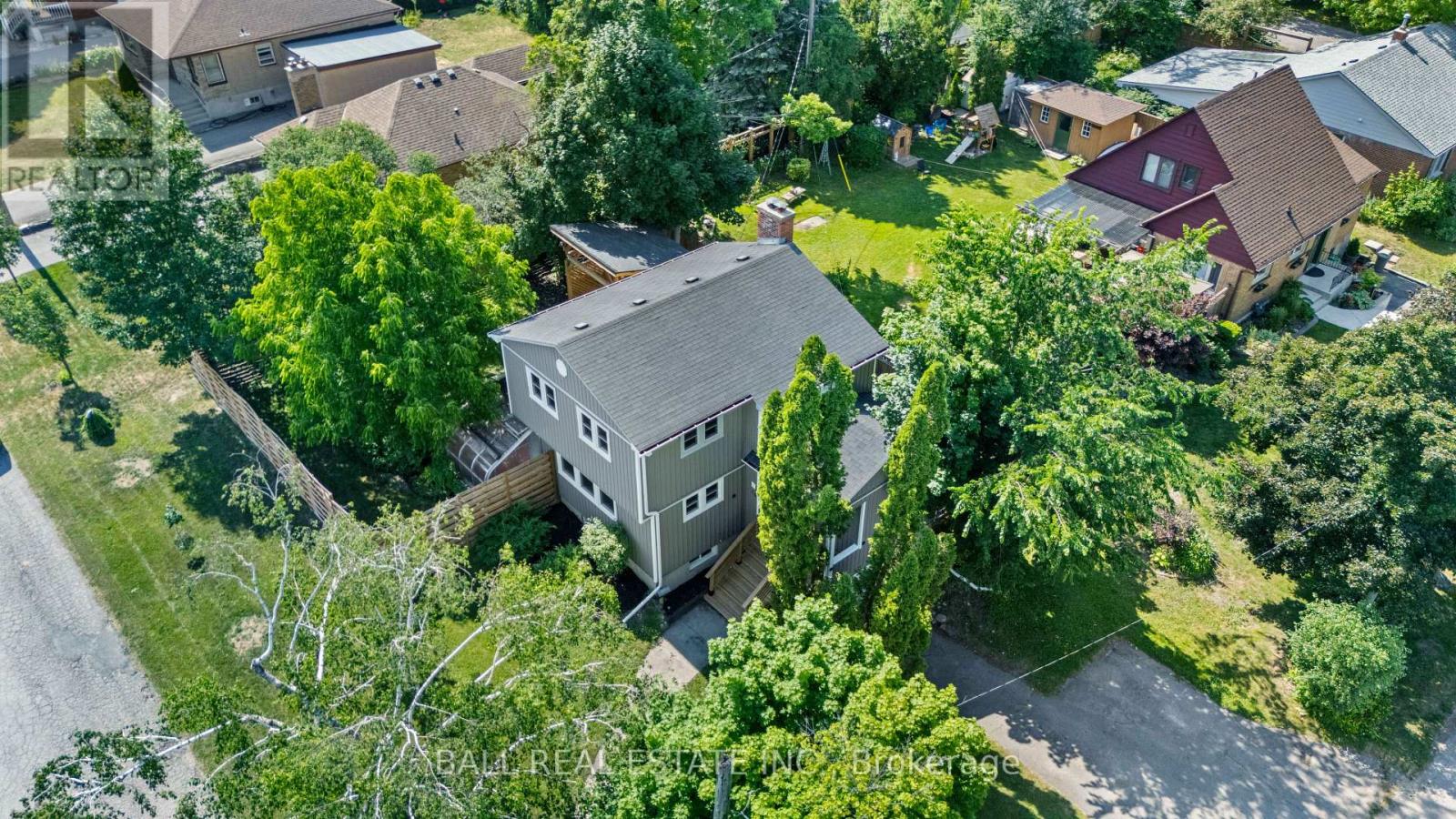 10 Anne Street, Peterborough Central (Old West End), Ontario  K9J 4S5 - Photo 44 - X12249671