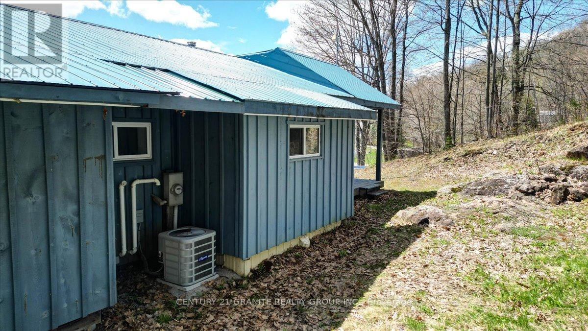 31105 28 Highway E, Bancroft (Dungannon Ward), Ontario  K0L 1C0 - Photo 48 - X12249842