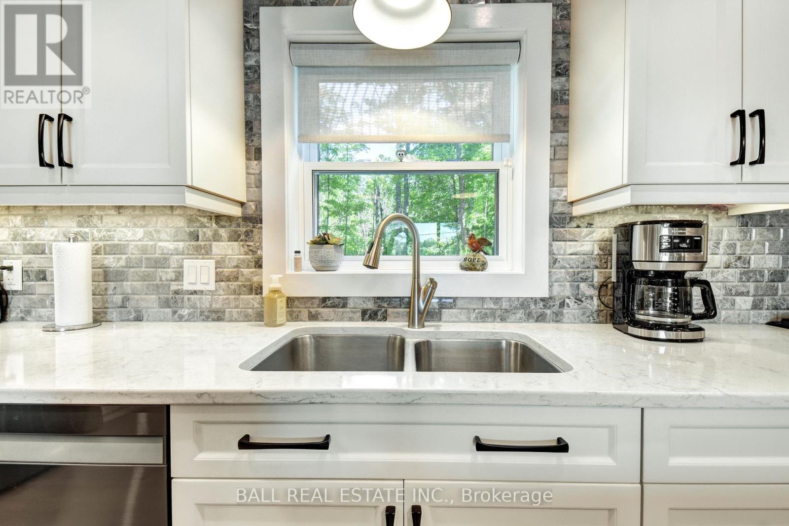 144 Blue Heron Lane, North Kawartha, Ontario  K0L 1A0 - Photo 11 - X12249959