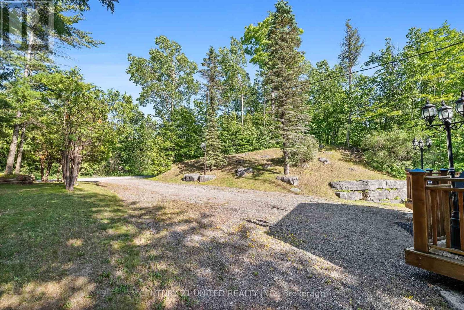 1970 White Lake Road, Douro-Dummer, Ontario  K0L 2H0 - Photo 8 - X12250365
