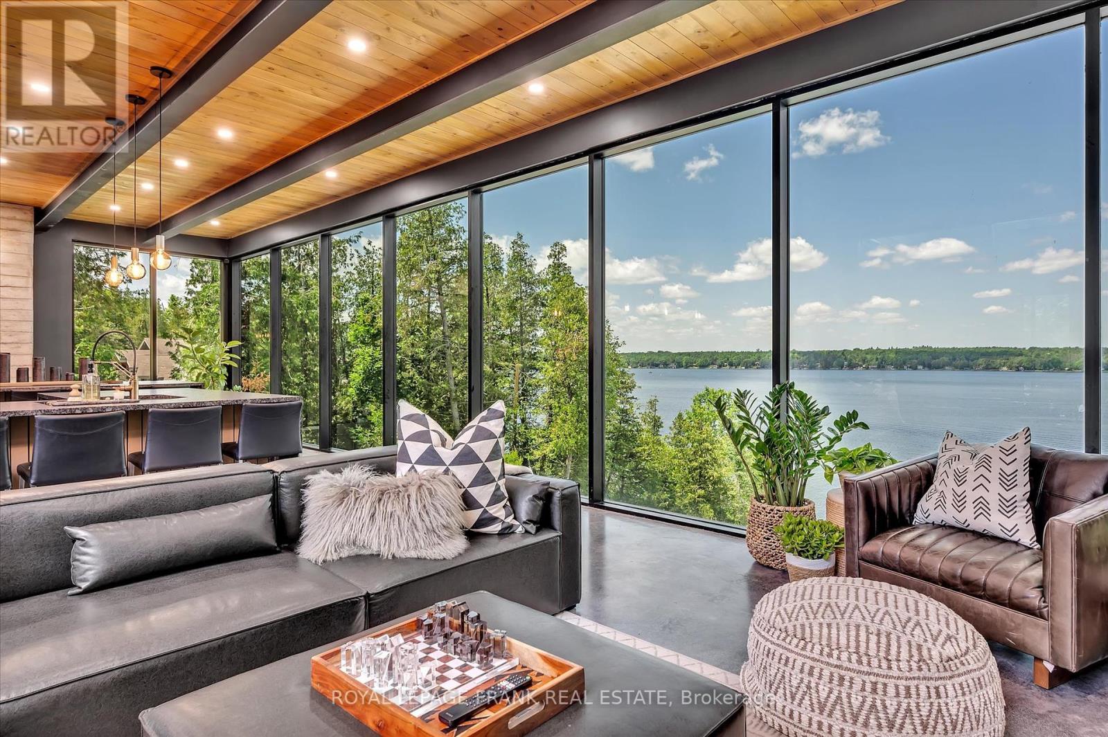 910 Birchview Road, Douro-Dummer, Ontario  K0L 2H0 - Photo 16 - X12250508