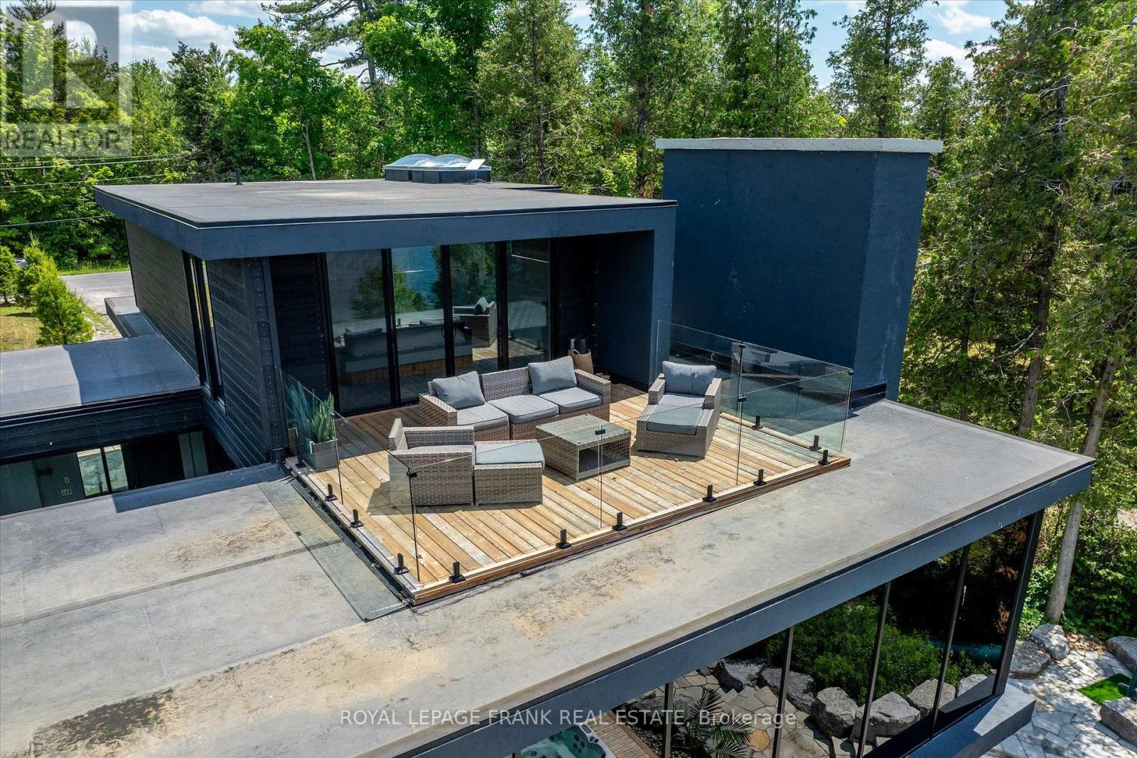 910 Birchview Road, Douro-Dummer, Ontario  K0L 2H0 - Photo 28 - X12250508