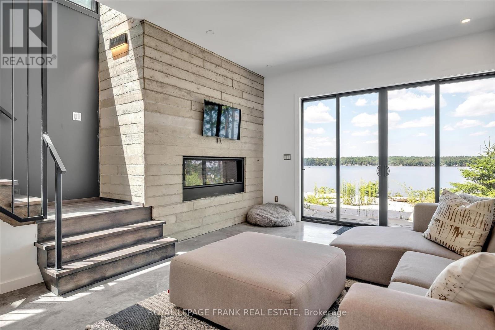 910 Birchview Road, Douro-Dummer, Ontario  K0L 2H0 - Photo 29 - X12250508