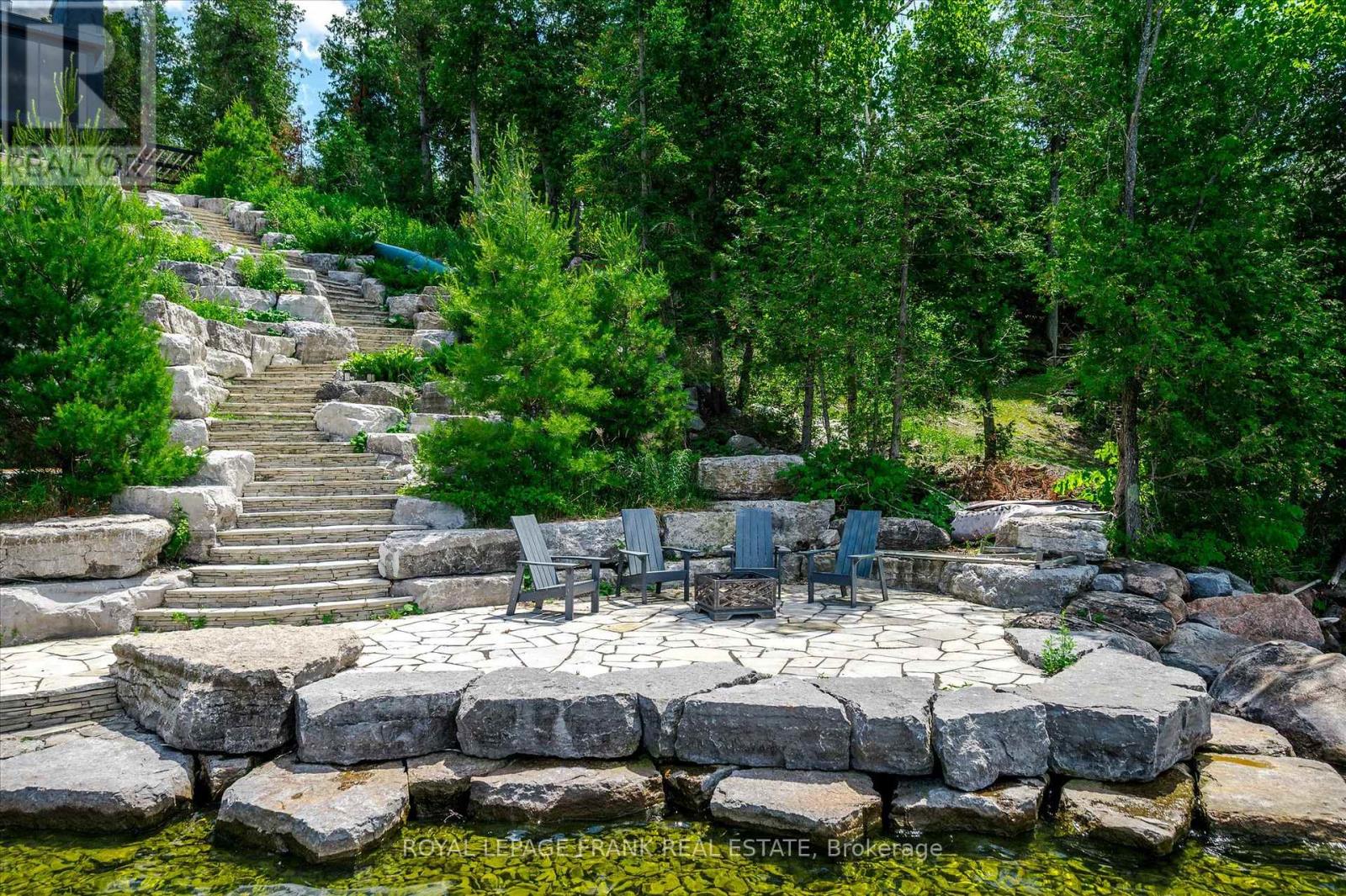 910 Birchview Road, Douro-Dummer, Ontario  K0L 2H0 - Photo 42 - X12250508