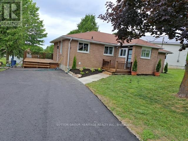 11 Sturgeon Crescent, Kawartha Lakes (Lindsay), Ontario  K9V 4R6 - Photo 1 - X12250597