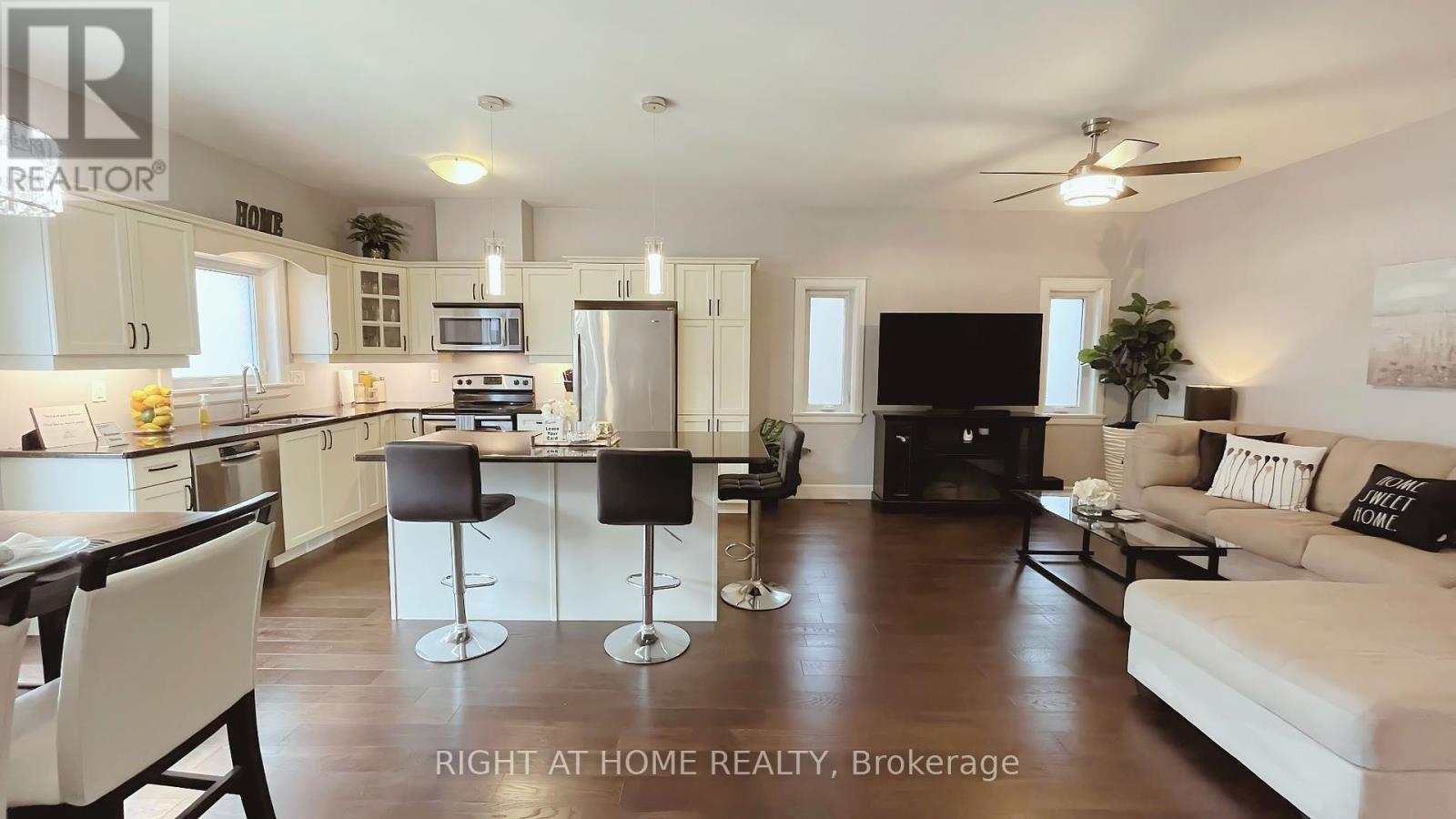20 Holtom Street, Kawartha Lakes (Lindsay), Ontario  K9V 0C3 - Photo 11 - X12251423
