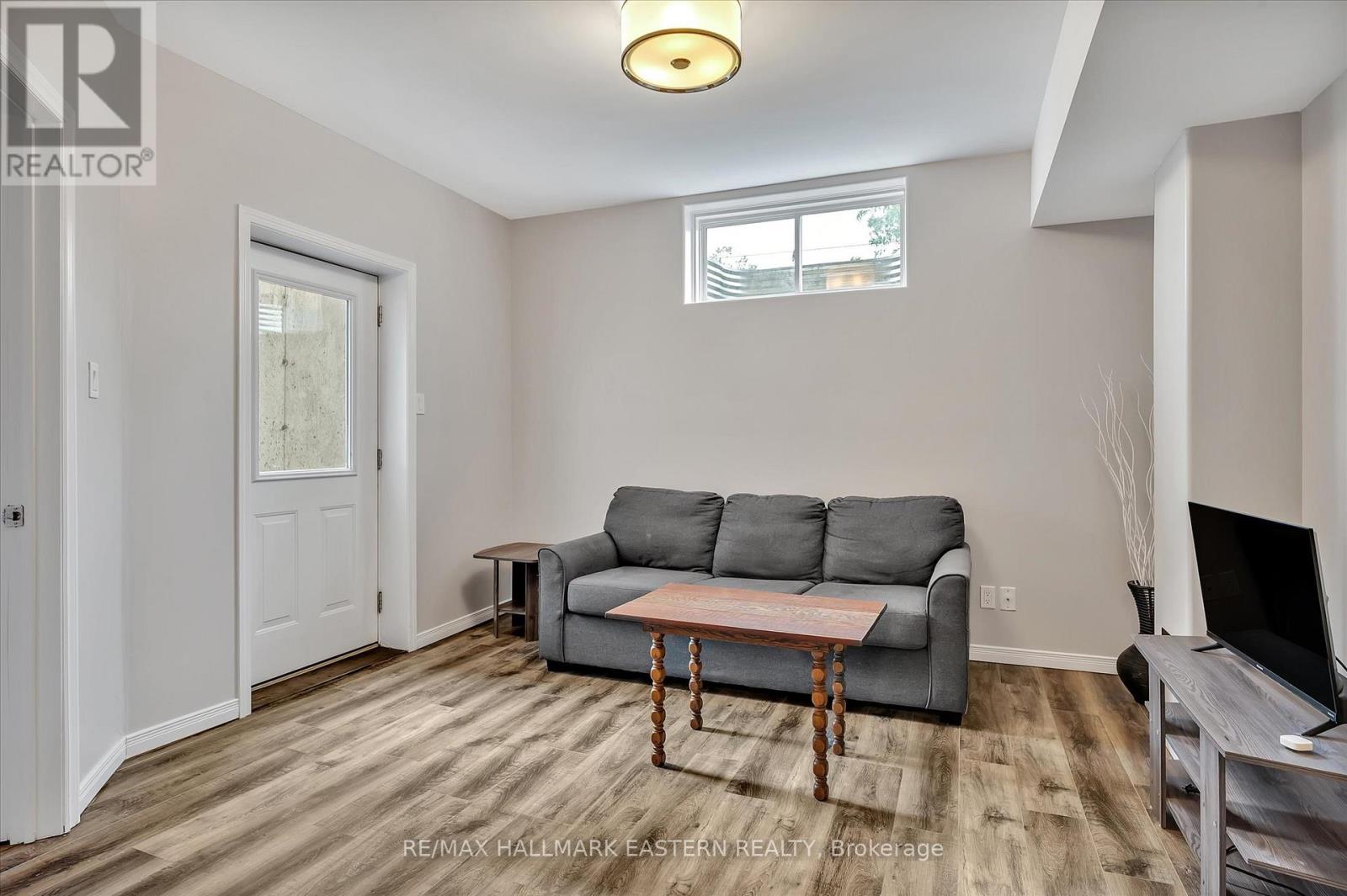 1787 Waddell Avenue, Peterborough West (South), Ontario  K9K 2G5 - Photo 37 - X12251652