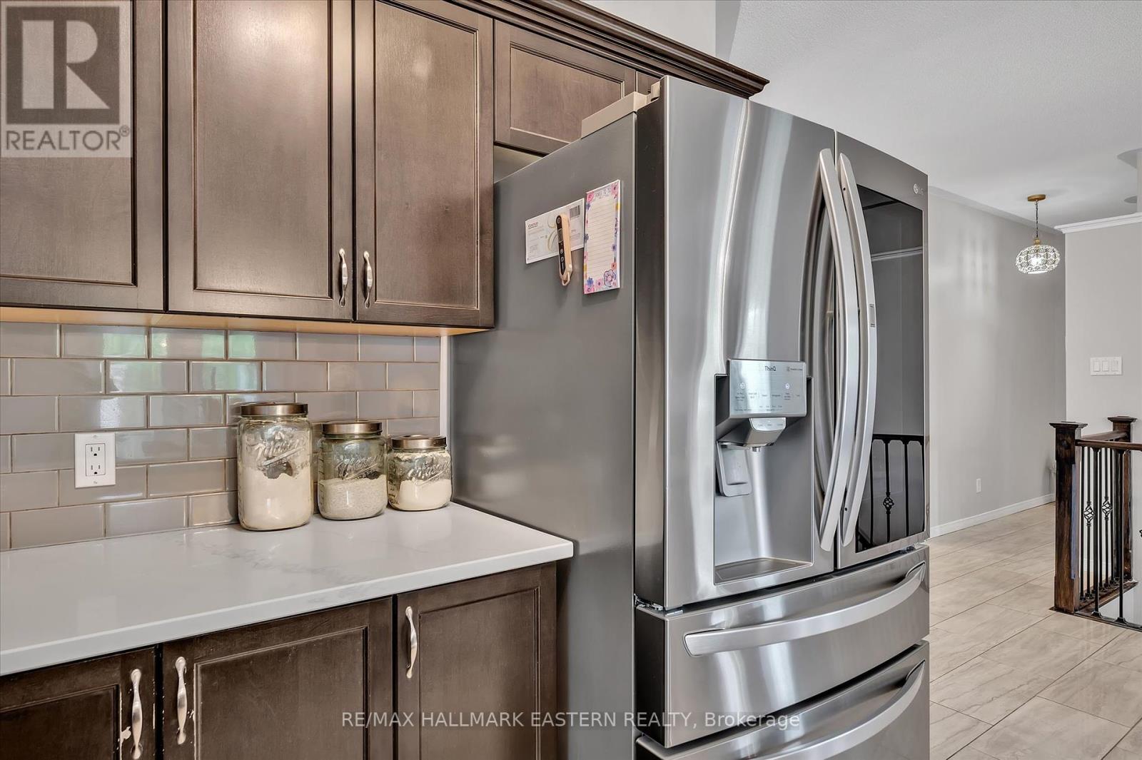 1787 Waddell Avenue, Peterborough West (South), Ontario  K9K 2G5 - Photo 6 - X12251652