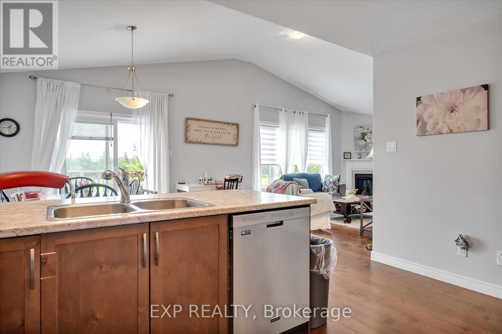 29 Darrell Drain Crescent, Asphodel-Norwood, Ontario  K0L 2V0 - Photo 8 - X12251610